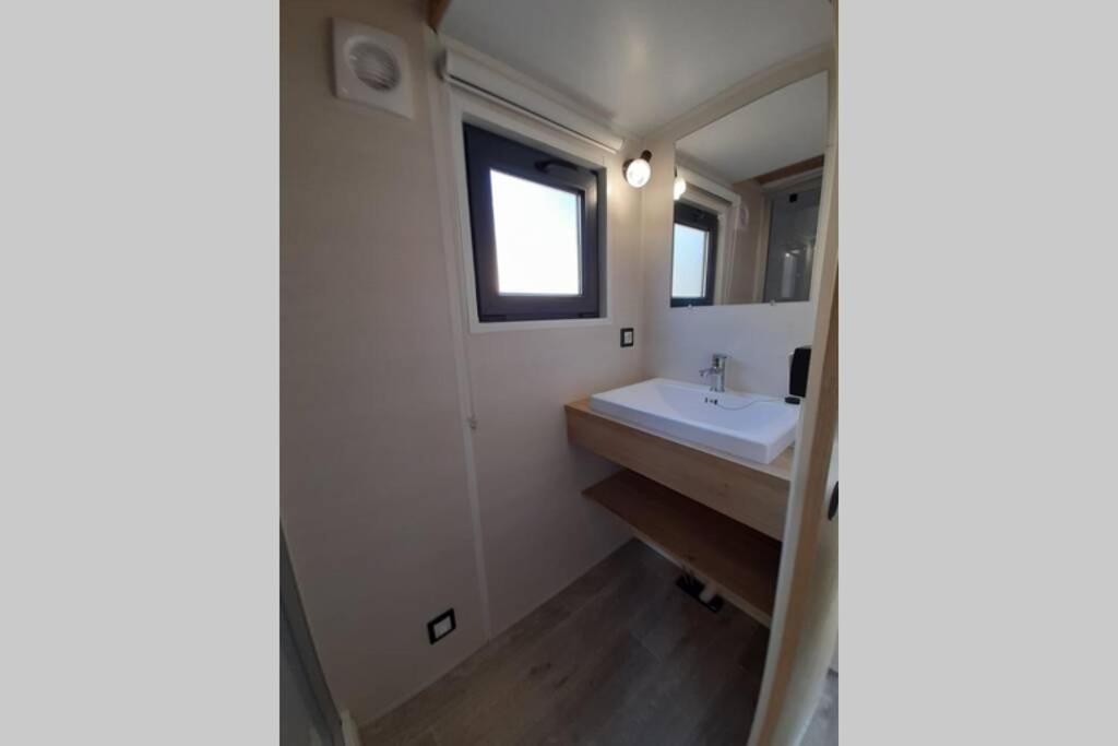 Maison Tiny House 2 Chambres Soulac A 500M Plage Exterior foto